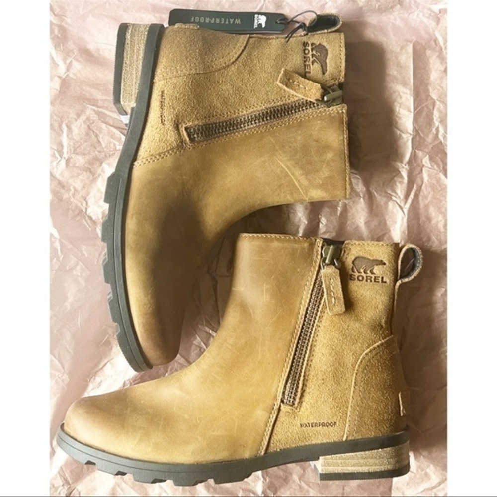 NWOB Sorel Emelie Zip Booties 6